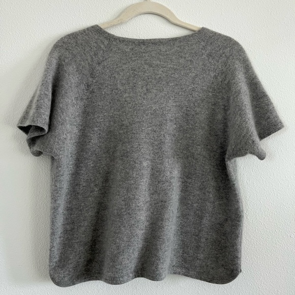 J.Jill 100% cashmere gray top - Picture 1 of 4